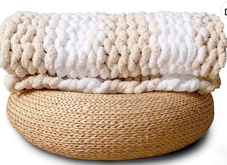chunky-throw-blanket-for-hotel-style-bedding